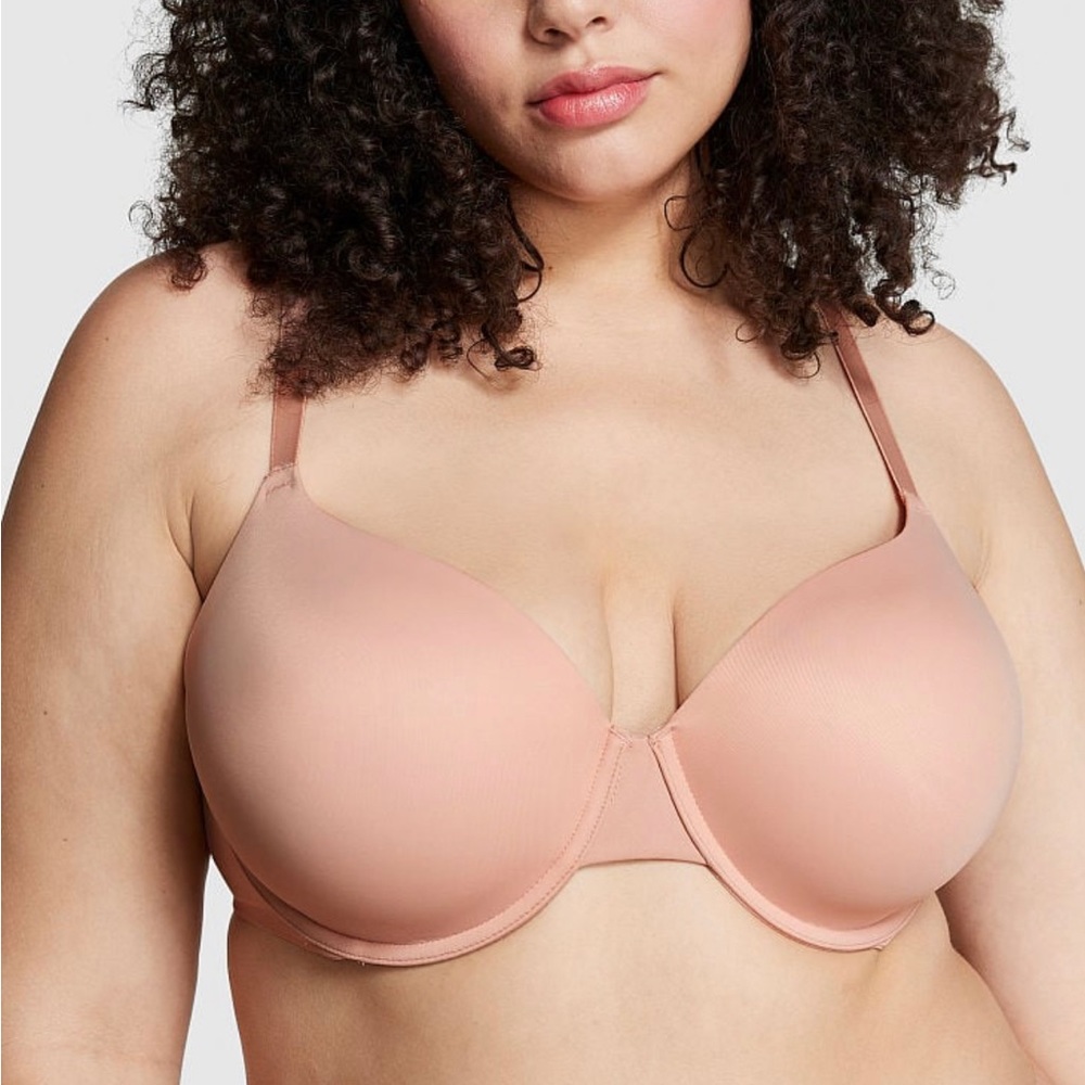 Victoria Secret Demi 34DD